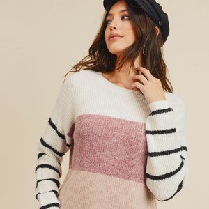 BLOCK COLOR SWEATER TOP WITH STRIPED SLEEVE